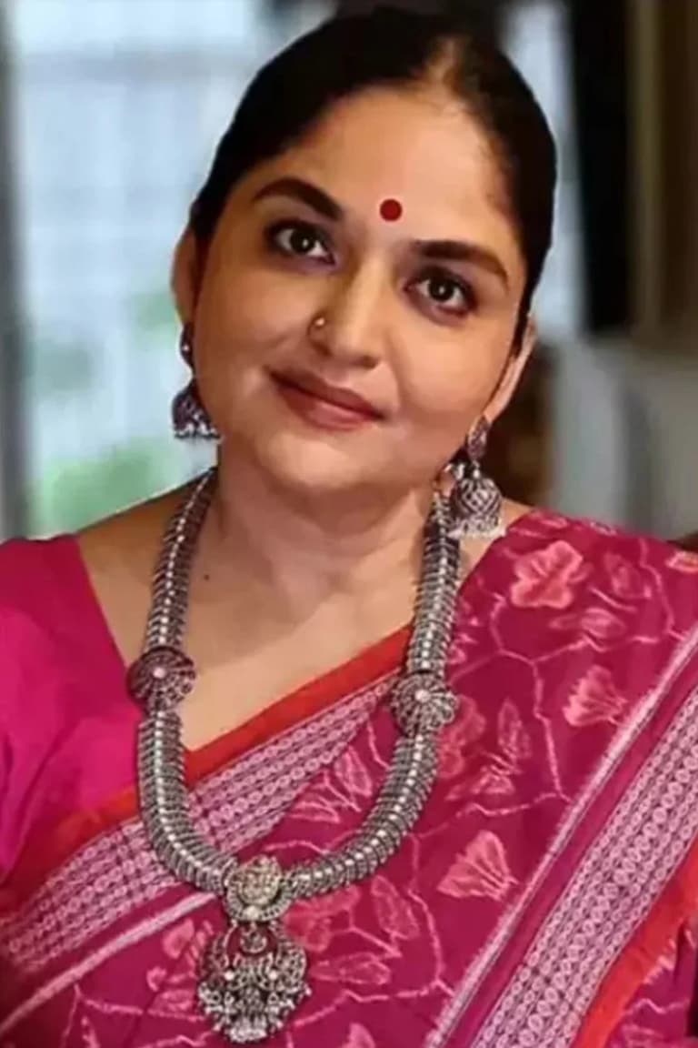 Actor इंदिरा कृष्णन