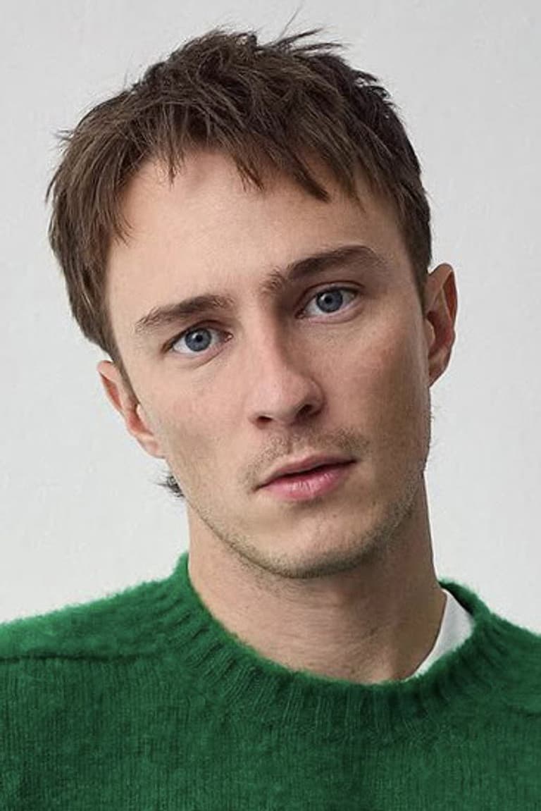 Actor Drew Starkey