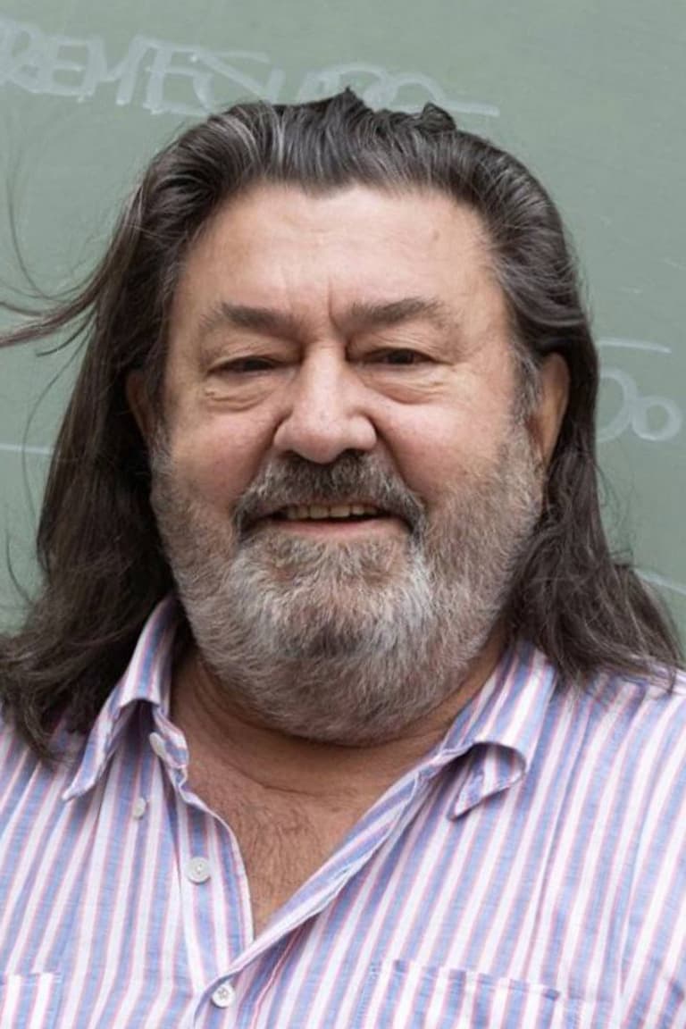 Actor Hanno Pöschl