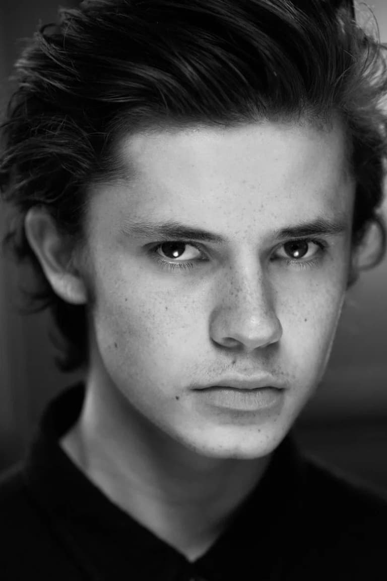 Actor Ceallach Spellman