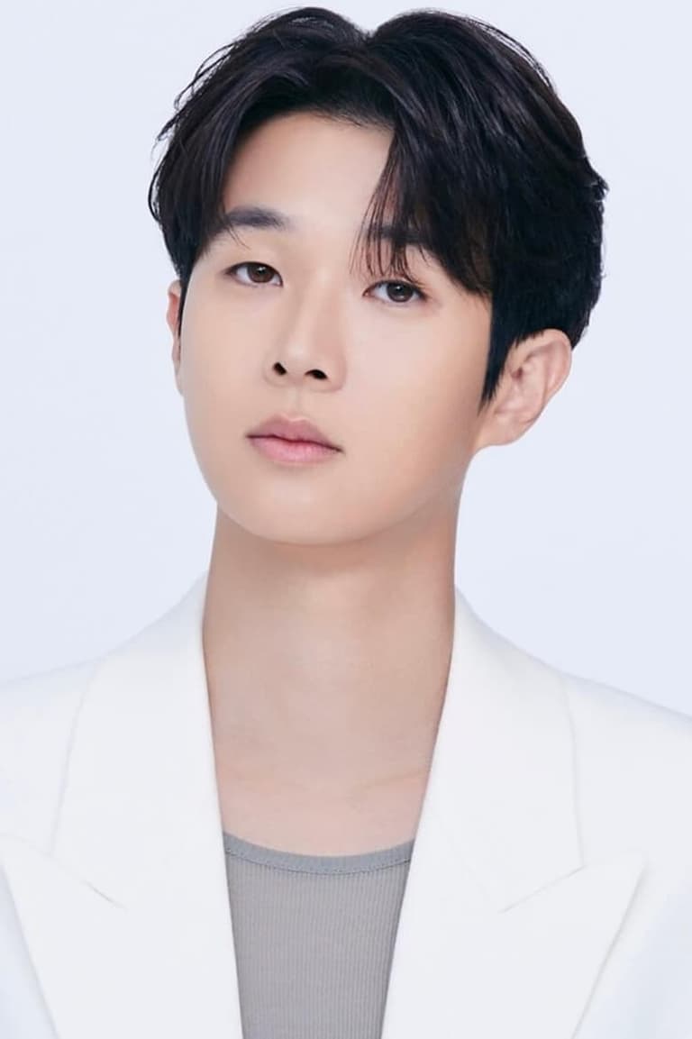 Actor 최우식