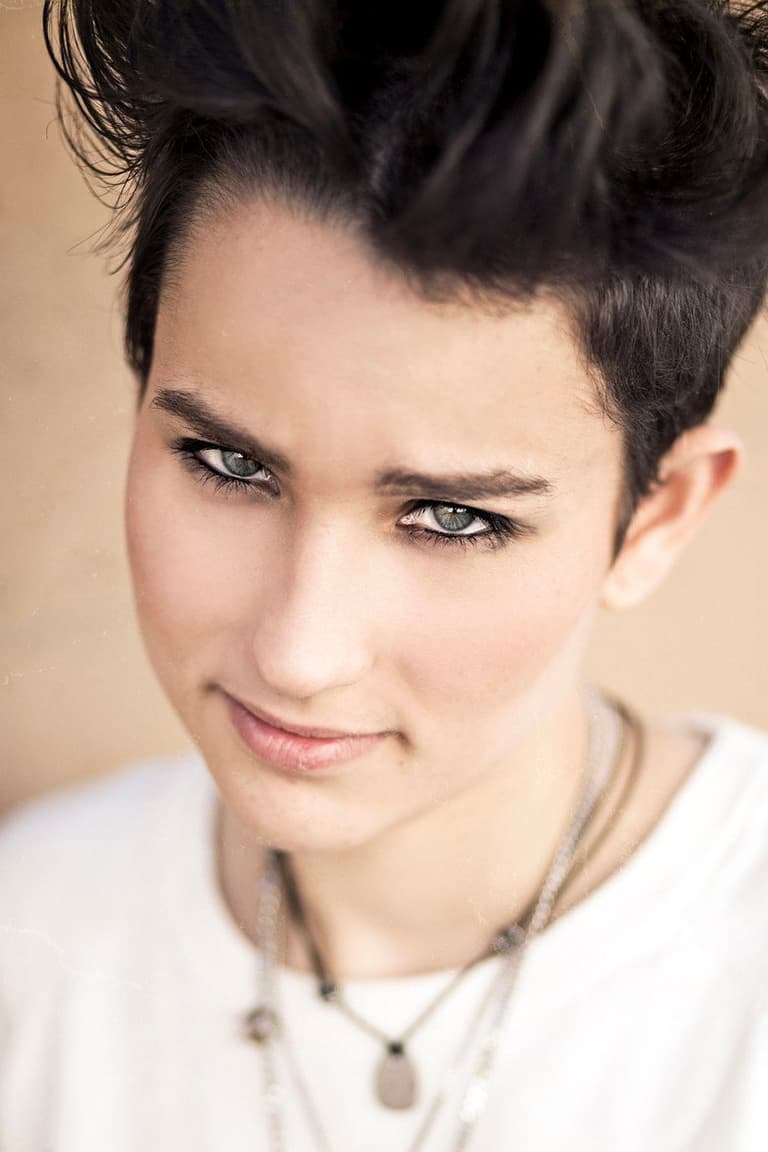 Actor Bex Taylor-Klaus