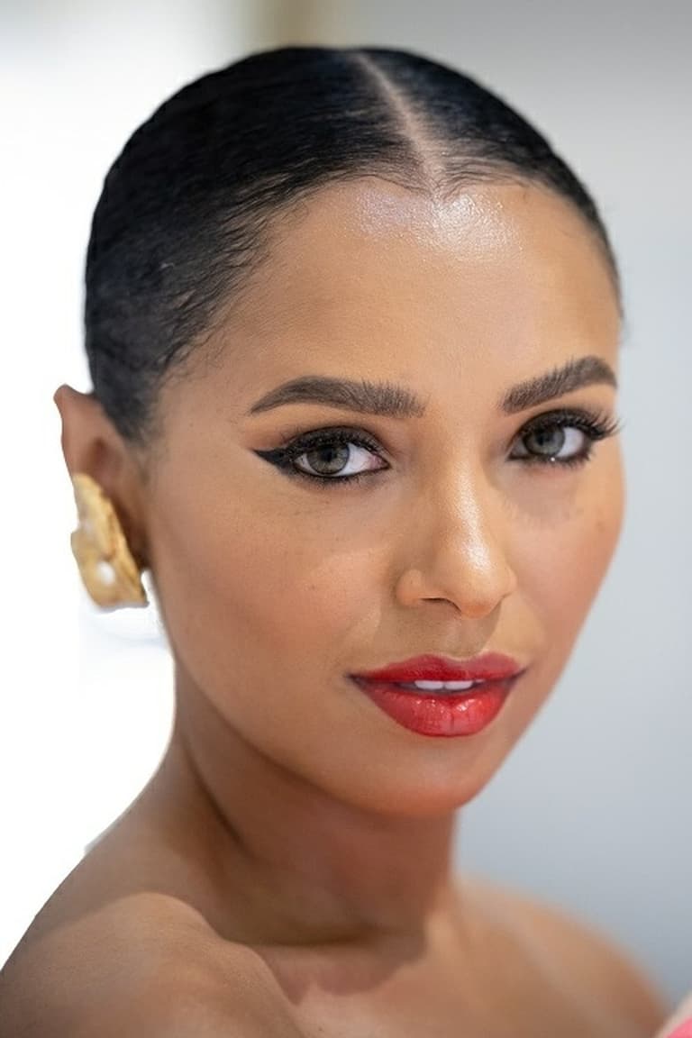 Actor Kat Graham