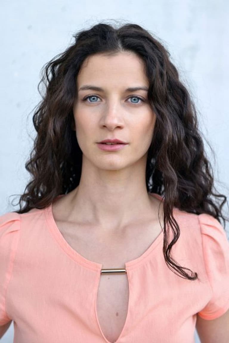 Actor Lili Gesler