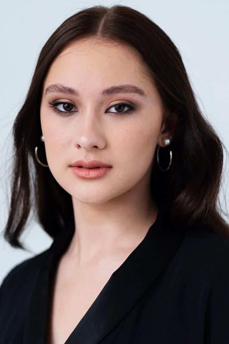 Actor Lola Tung