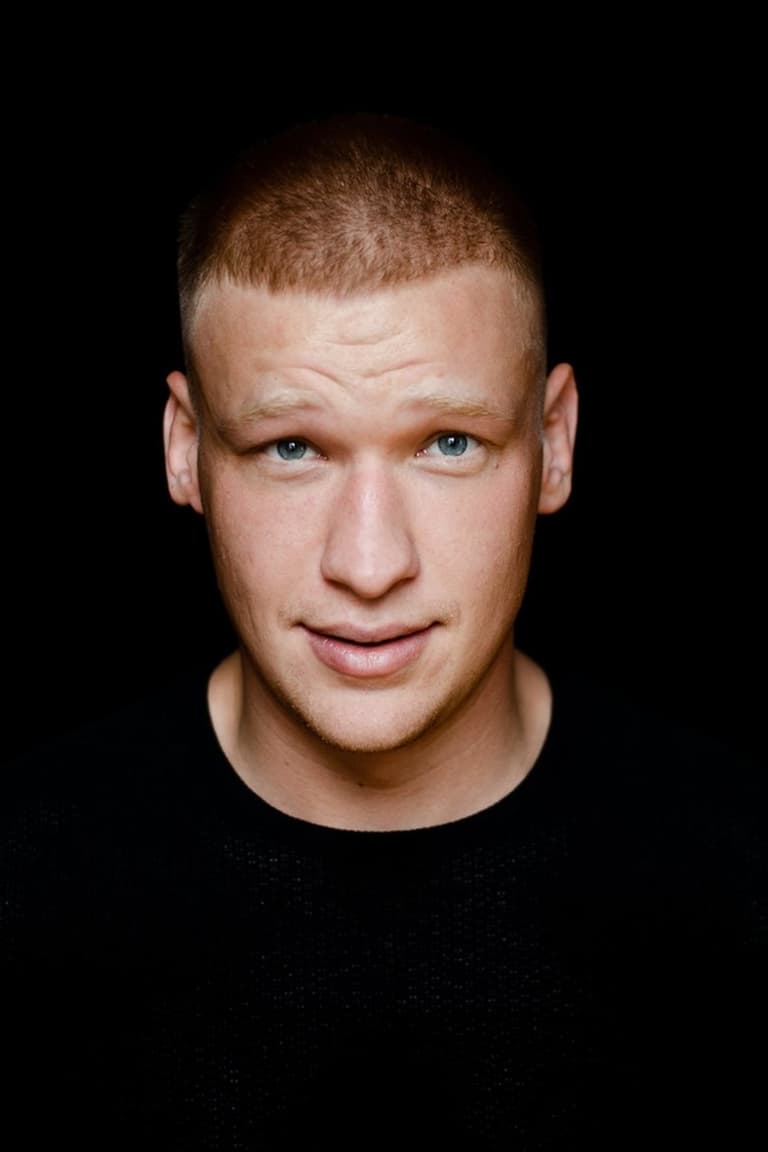Actor Maciej Kosiacki