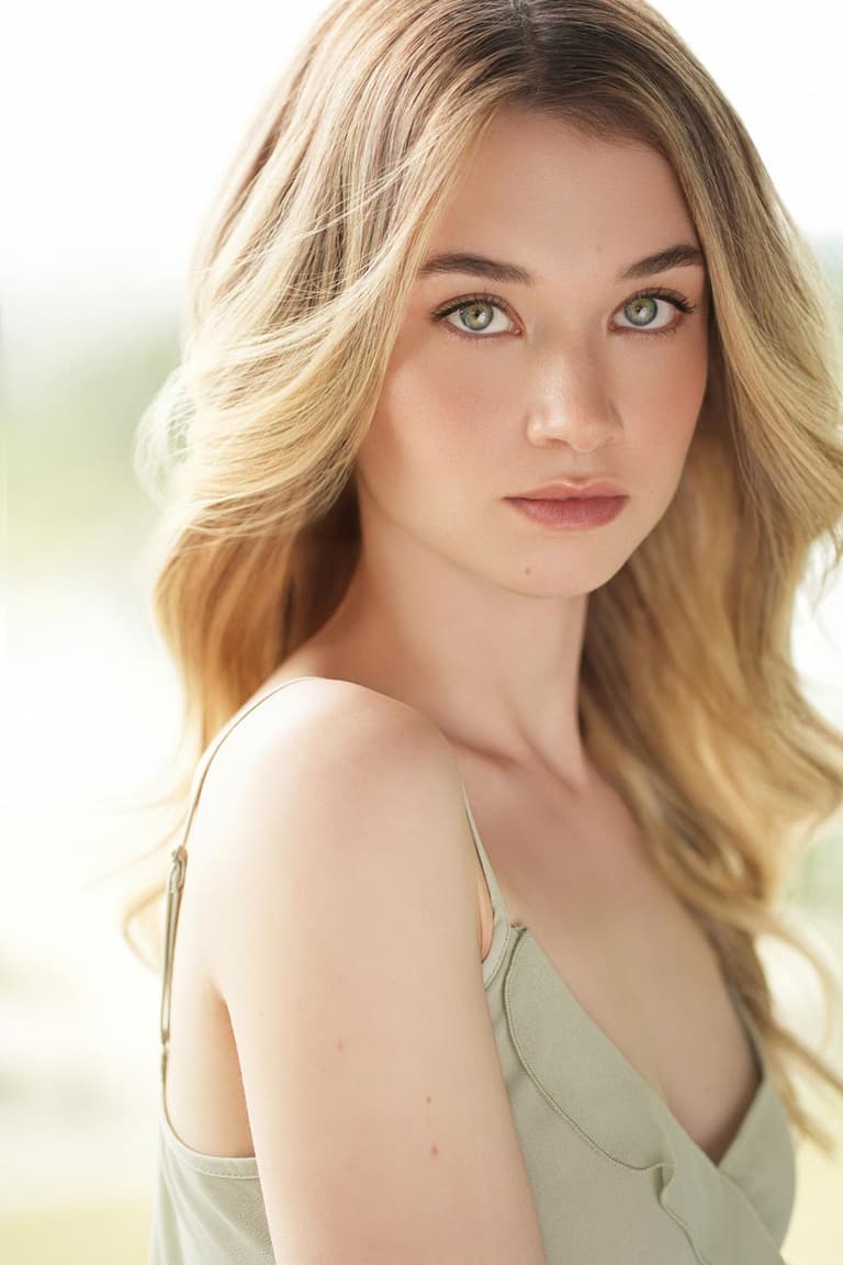 Actor Alison Thornton