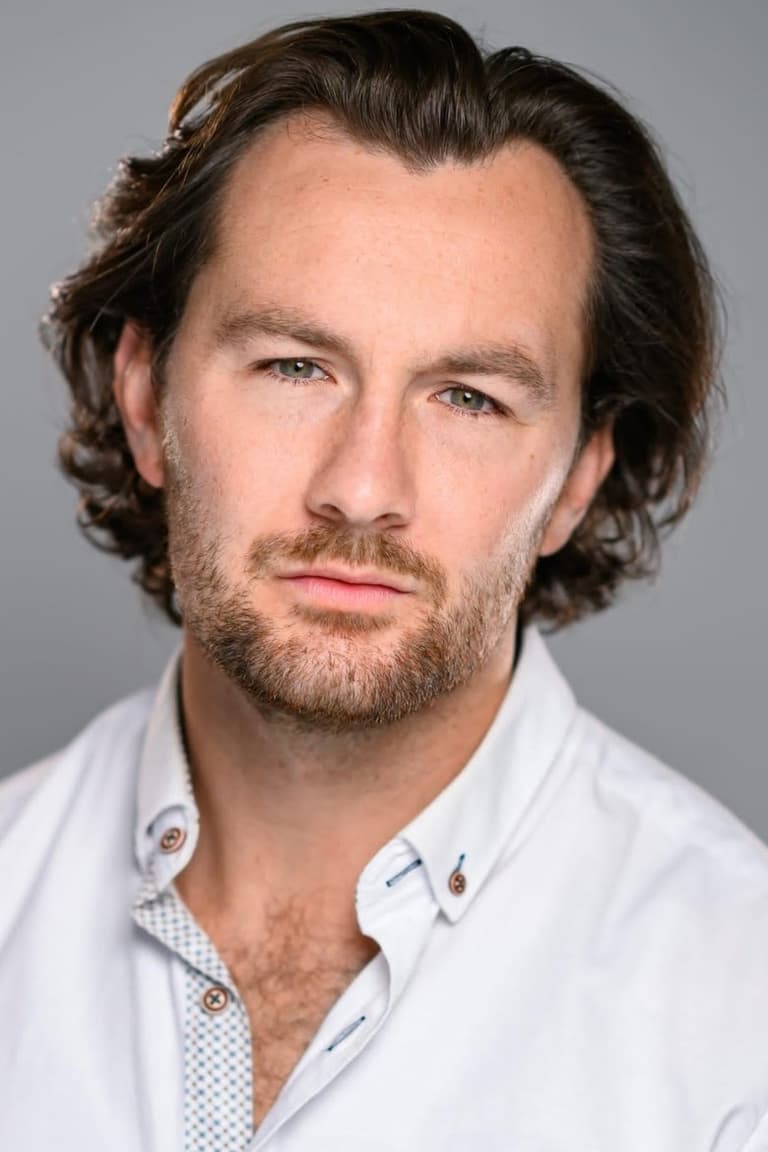 Actor Aaron Mackenzie