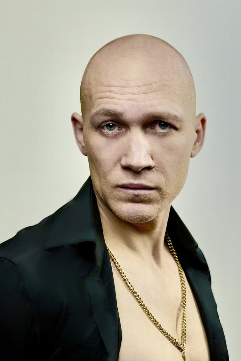 Actor Bartosz Mikulak