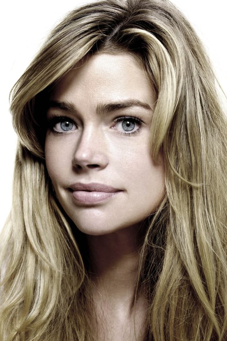 Actor Denise Richards