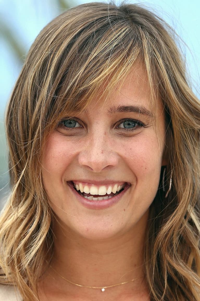 Actor Julie de Bona