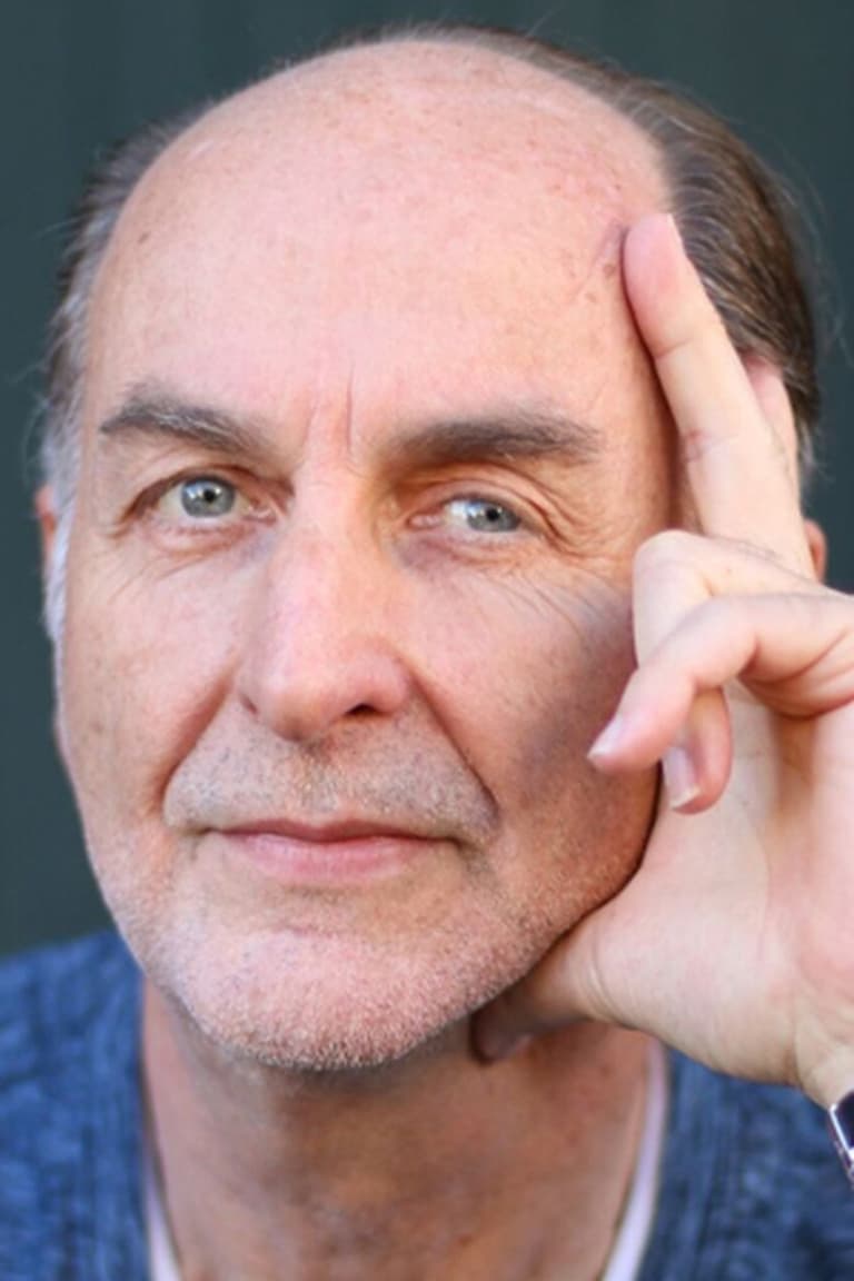 Actor Ritchie Singer