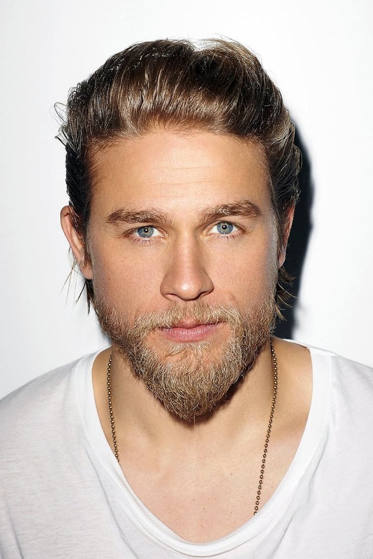 Actor Charlie Hunnam