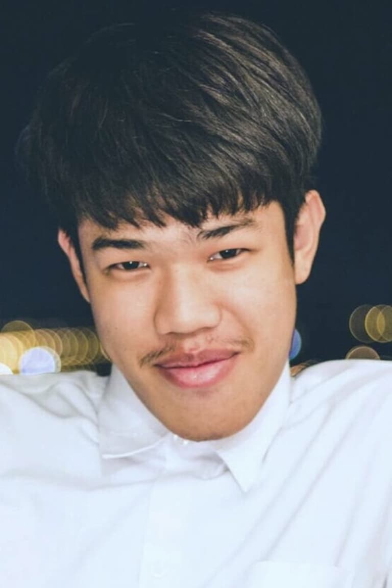 Actor Anurak Srichompoo