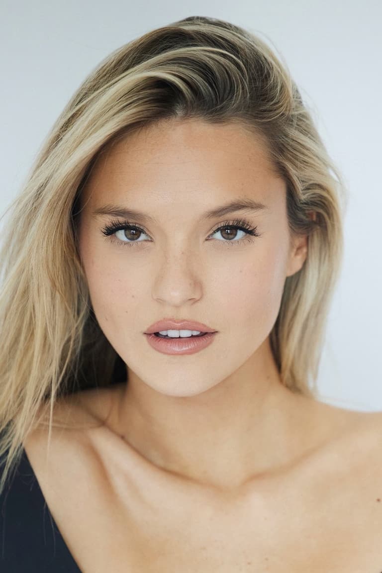 Actor Alina Rose Armstrong