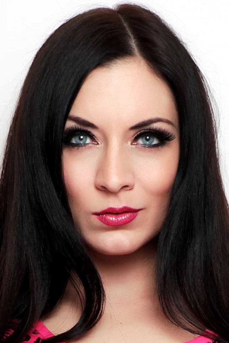 Actor Dani Thompson