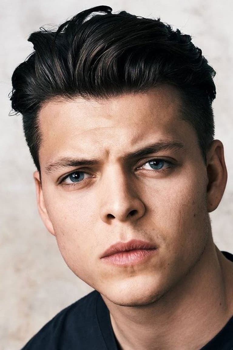 Actor Alex Høgh Andersen