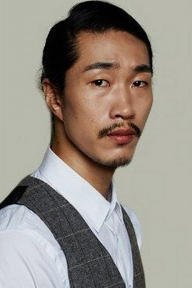 Actor 윤영균