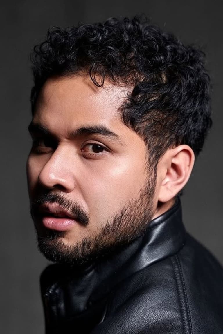 Actor Kristyan Ferrer