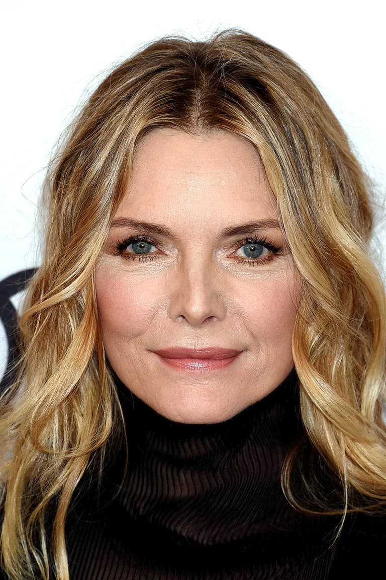 Actor Michelle Pfeiffer