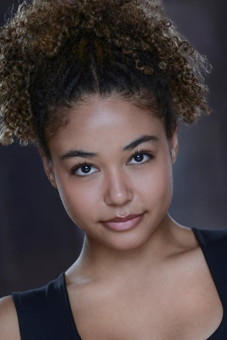 Actor Millie Davis