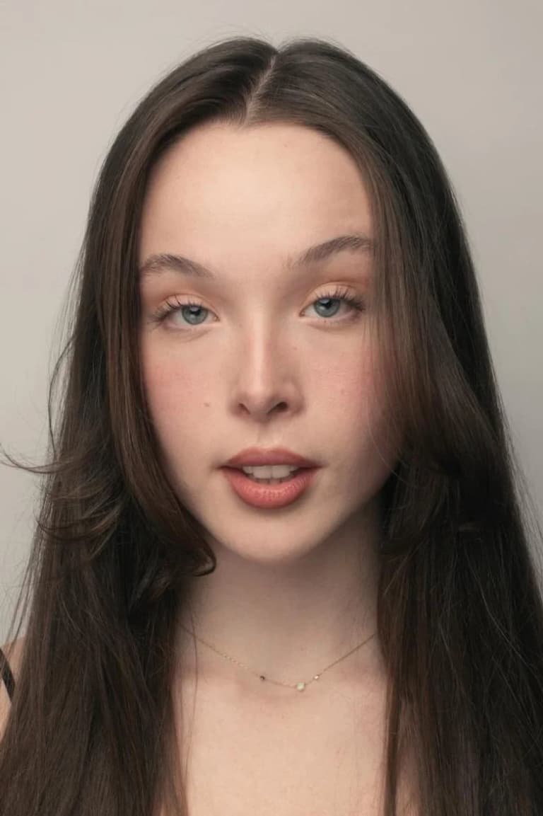 Actor Ella Beatty