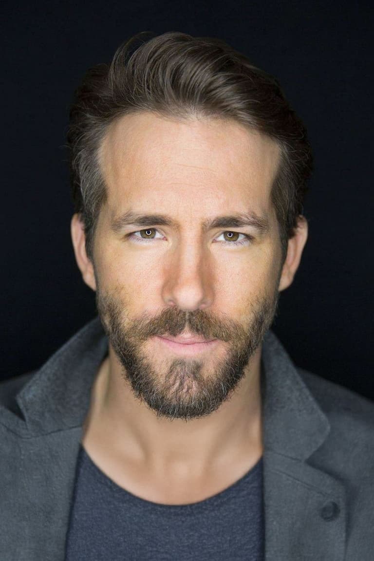 Actor Ryan Reynolds