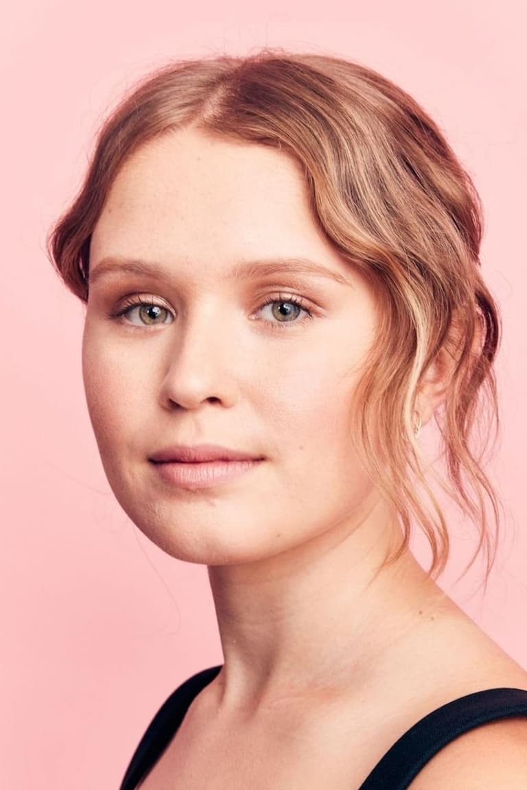Actor Eliza Scanlen