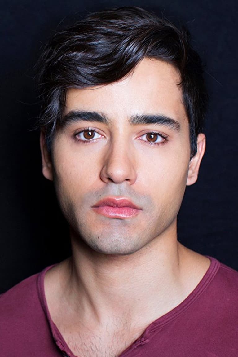Actor Evan Bittencourt