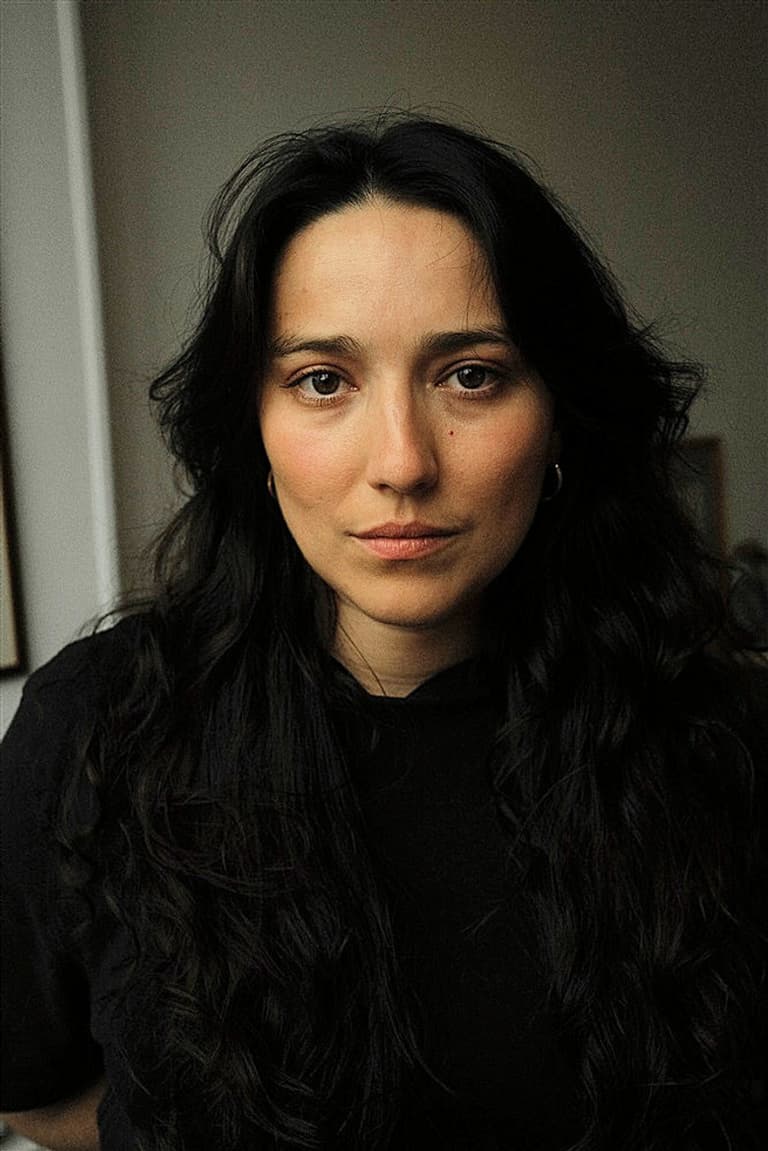 Actor Raphaëlle Simon
