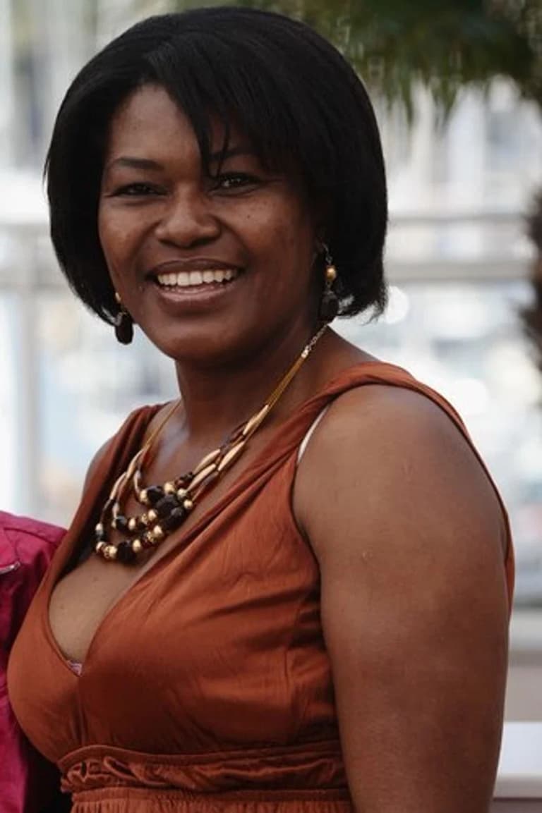 Actor Harriet Manamela