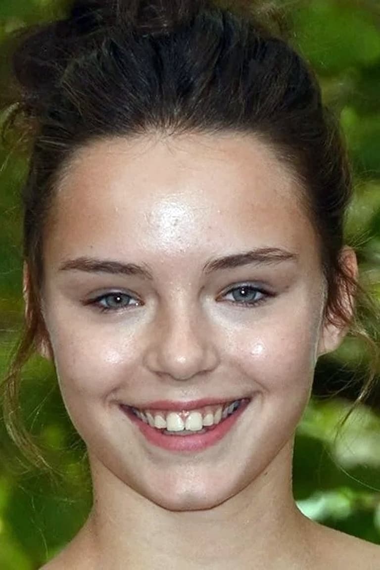 Actor Mallory Wanecque