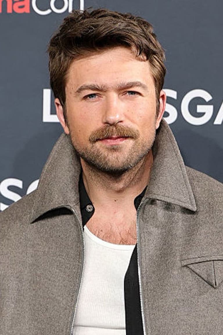 Actor Brandon Sklenar
