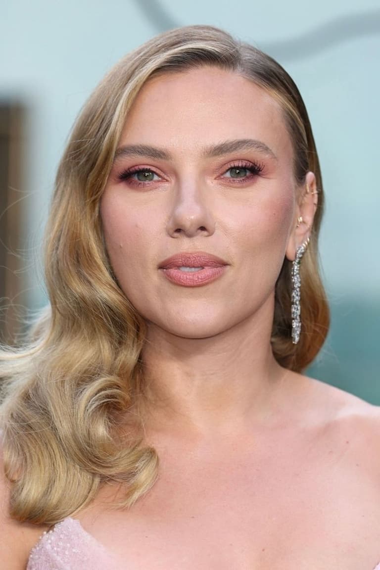 Actor Scarlett Johansson