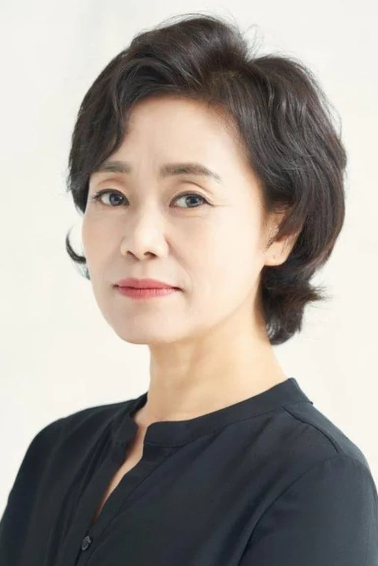 Actor 강애심