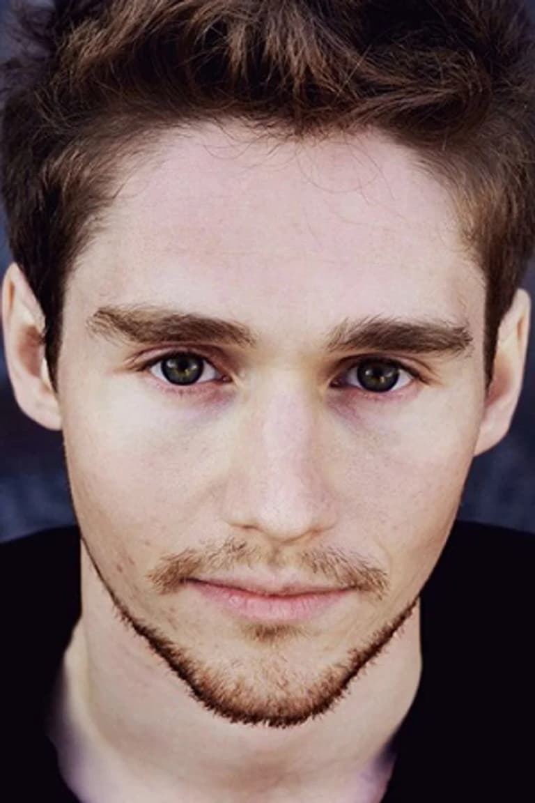 Actor Илья Антоненко
