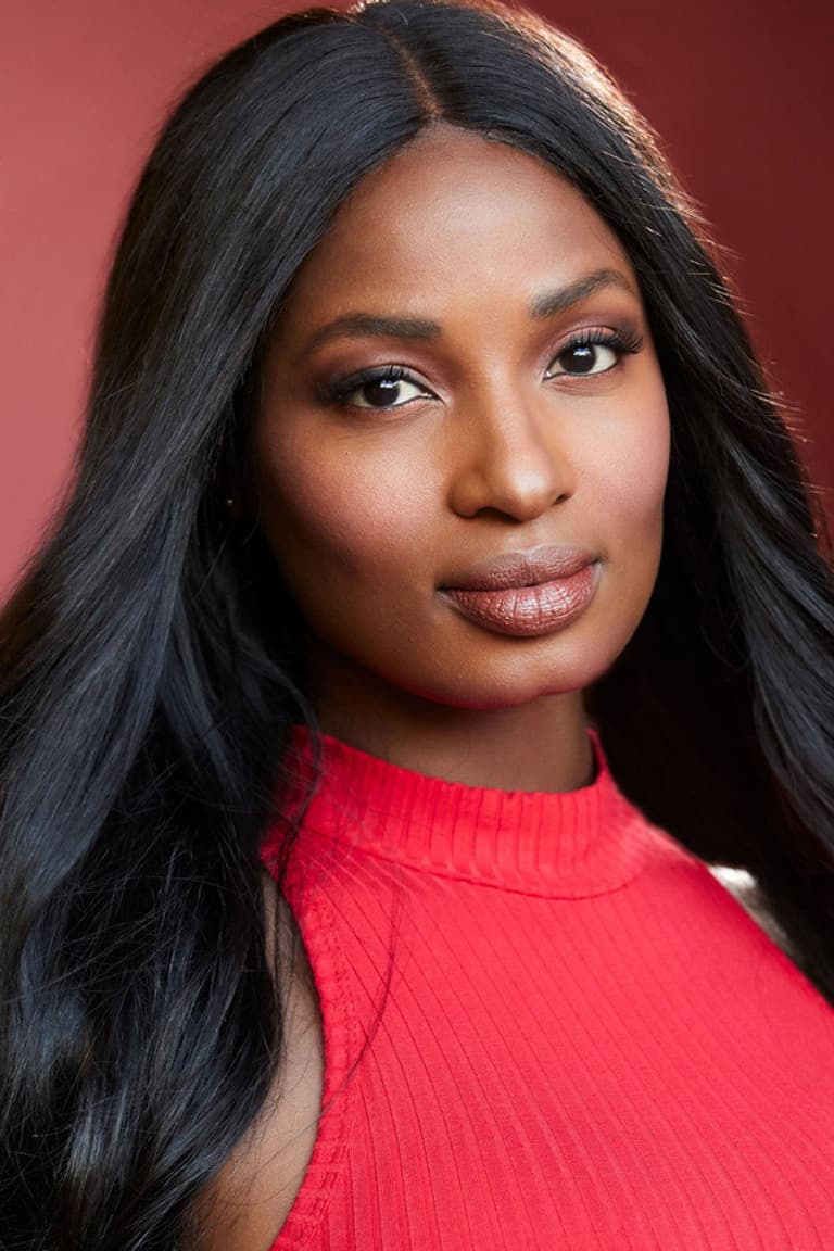 Actor Lisa Yaro