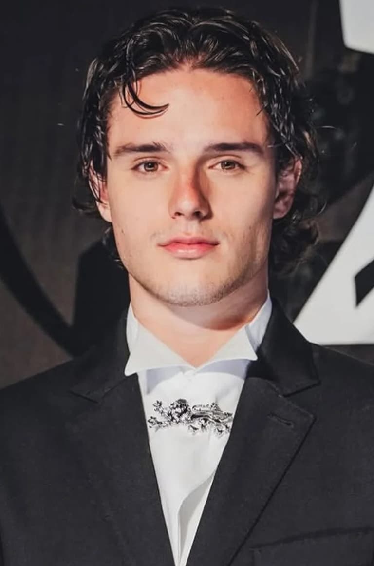 Actor Harry Collett