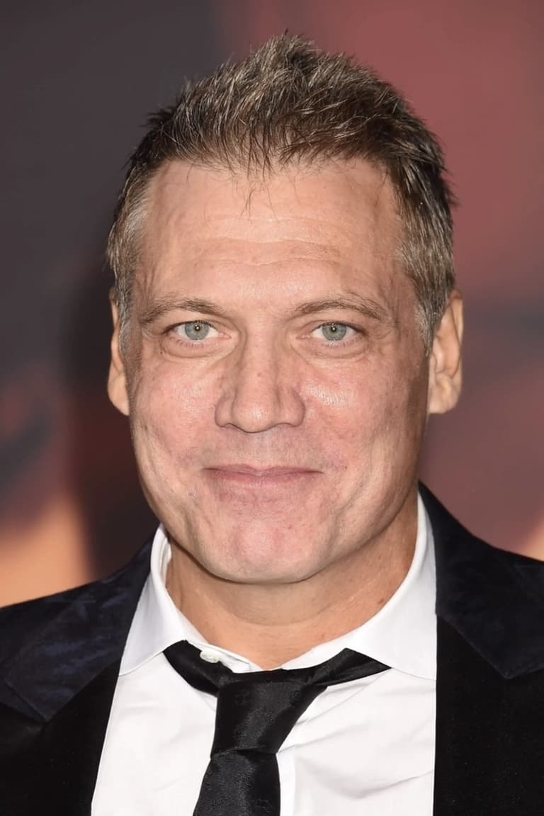 Actor Holt McCallany