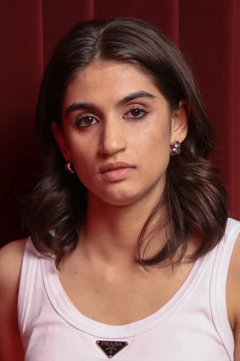Actor Mia Tharia