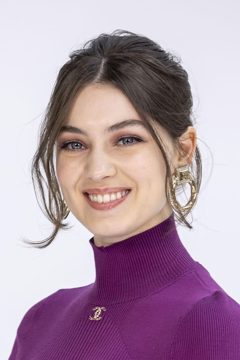 Actor Anamaria Vartolomei