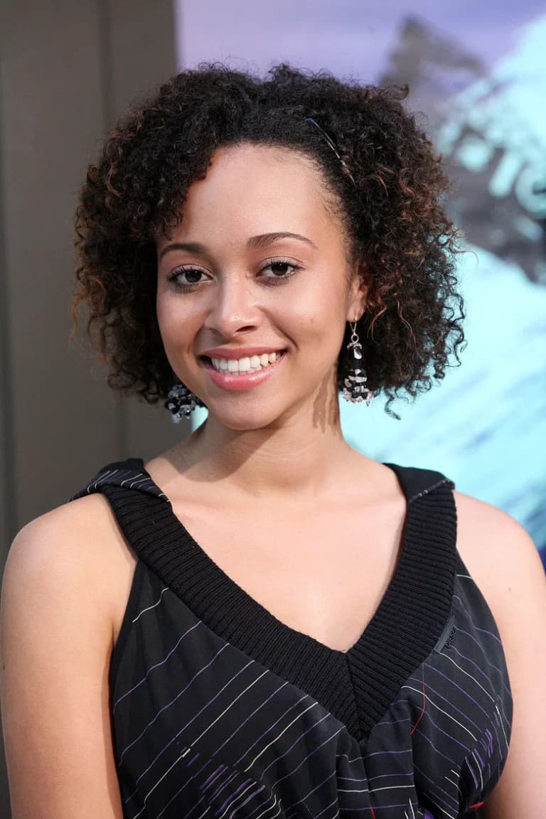 Actor Aaryn Doyle