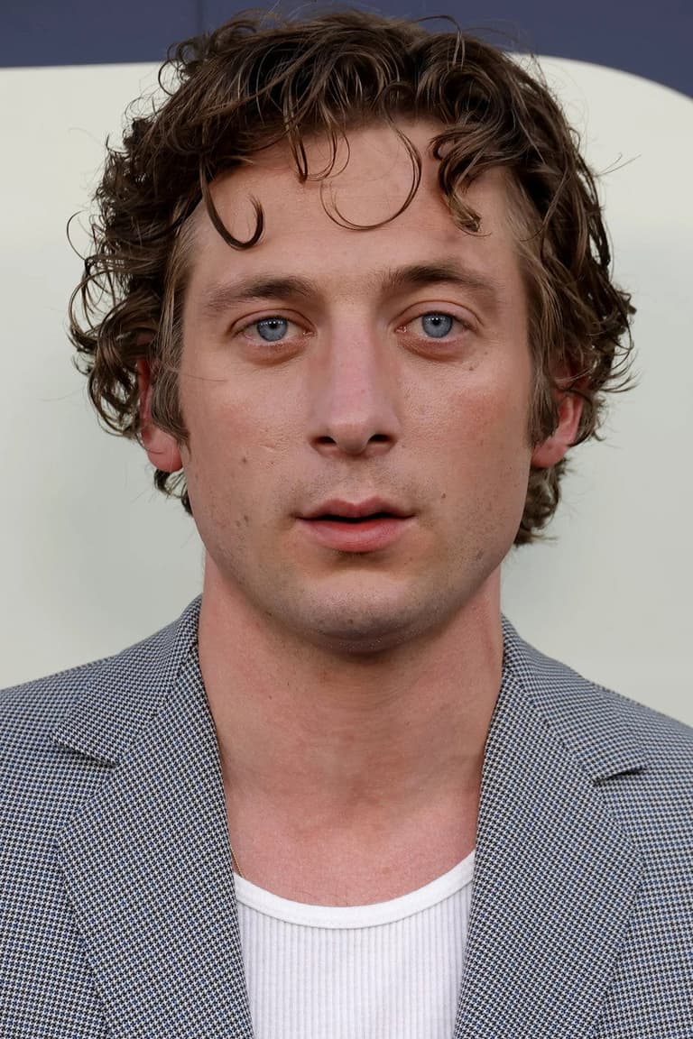 Actor Jeremy Allen White