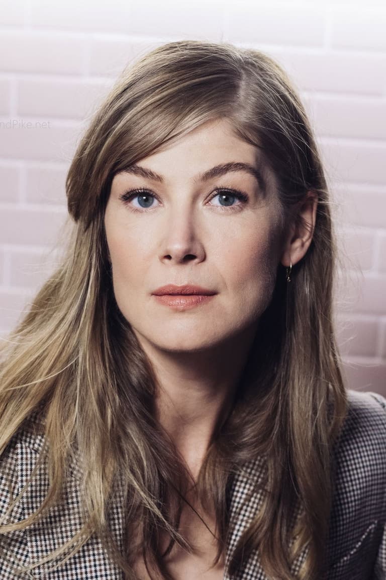 Actor Rosamund Pike