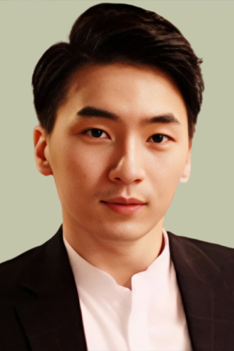 Actor Kim Woon
