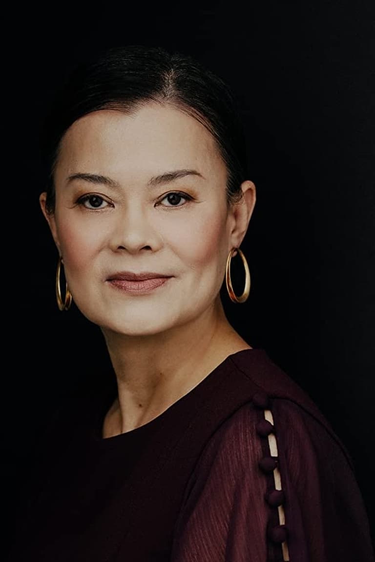 Actor Elizabeth Moy