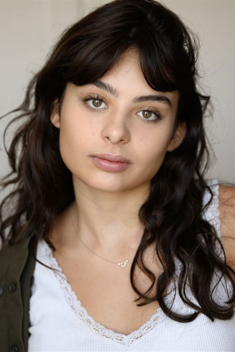Actor Nina Bouffier
