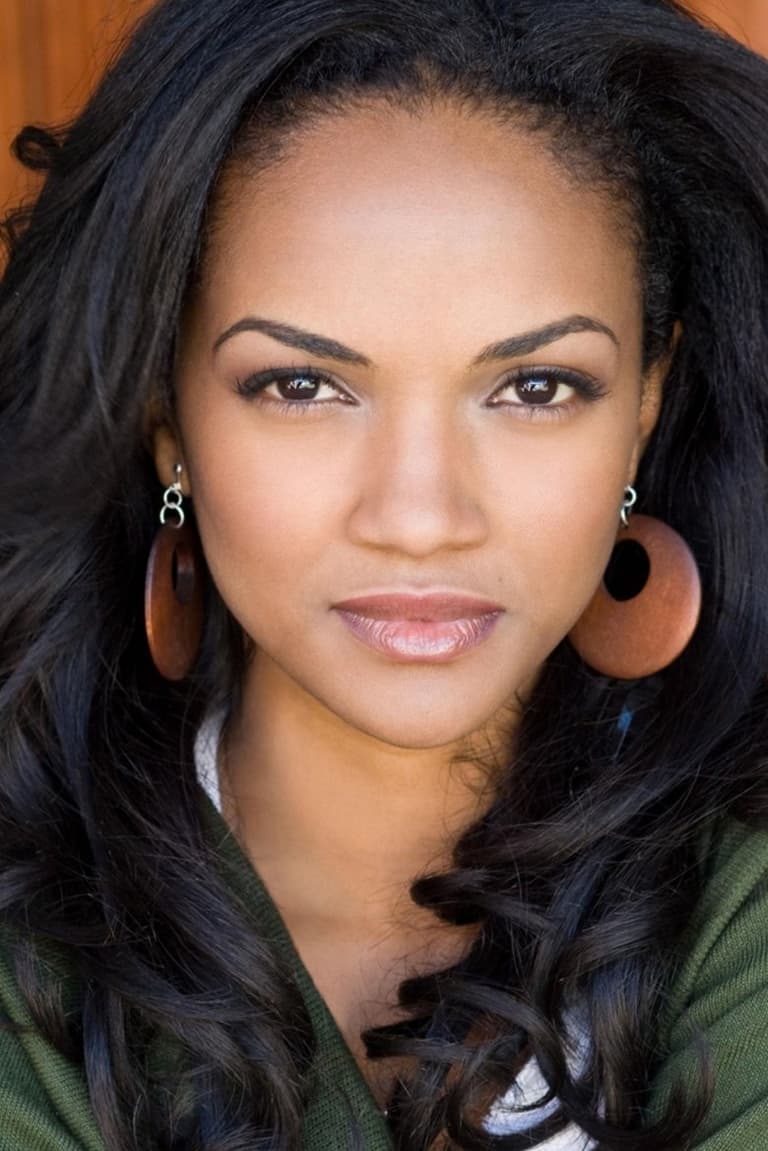 Actor Mekia Cox