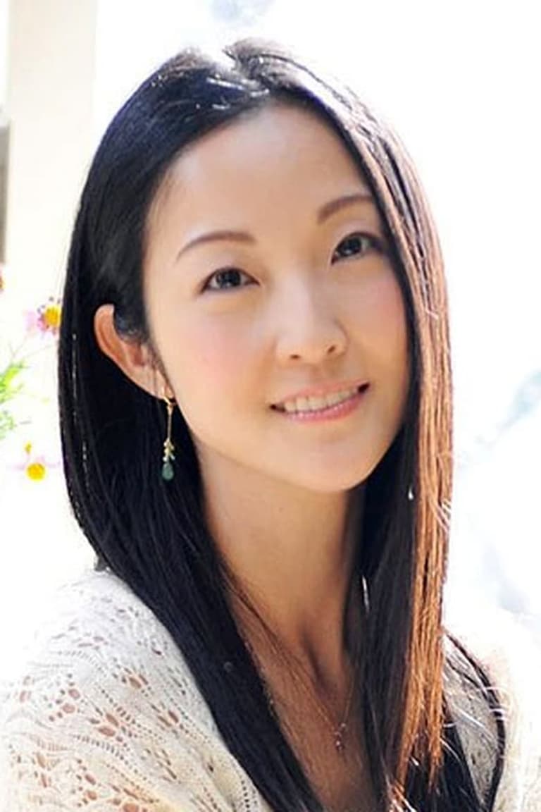 Actor Shizuka Itoh