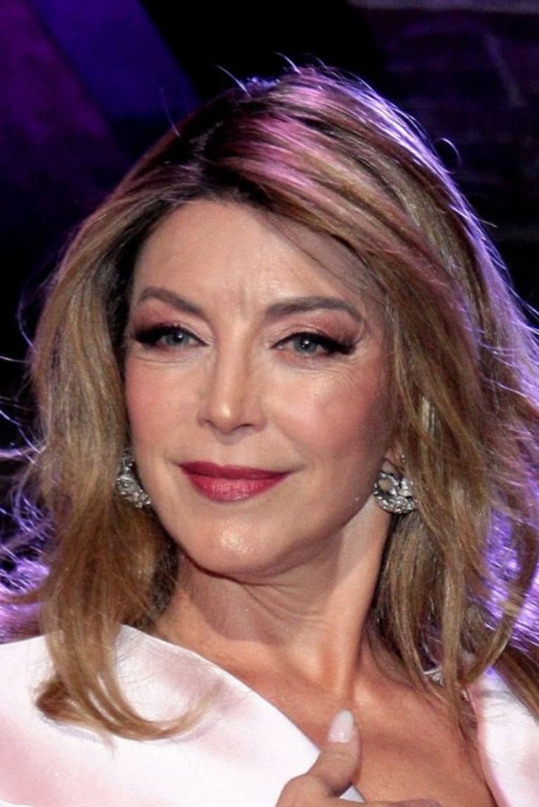 Actor Laura Flores